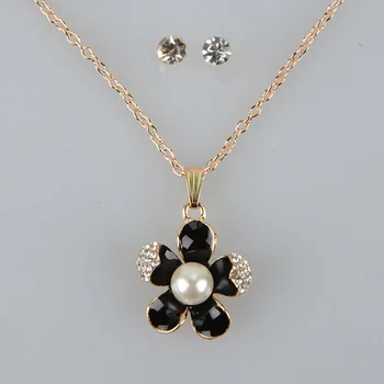 Ювелирные наборы Chadestinty с черным цветком, Милые Маленькие серьги-гвоздики, ожерелье, женский Комплект ювелирных изделий из кристаллов золотого цвета, бижутерия