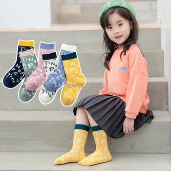 Весенние хлопчатобумажные носки для мальчиков модные длинные высокие носки с буквами для маленьких девочек ретро разноцветные детские баскетбольные носки